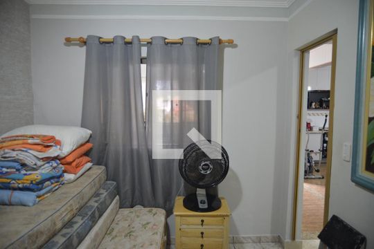 Quarto 1 de casa à venda com 3 quartos, 250m² em Vila Guarani, Santo André