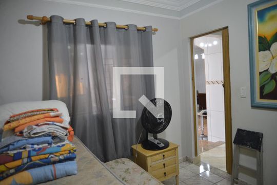 Quarto 1 de casa à venda com 3 quartos, 250m² em Vila Guarani, Santo André