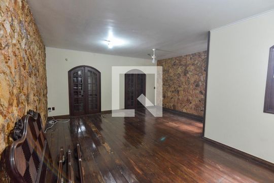 Sala 1 de casa para alugar com 5 quartos, 246m² em Maracanã, Rio de Janeiro