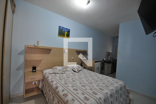 Quarto Suíte 1 de casa para alugar com 4 quartos, 150m² em Vila Gustavo, São Paulo
