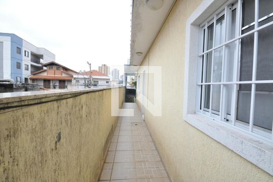 Quintal de casa para alugar com 4 quartos, 150m² em Vila Gustavo, São Paulo
