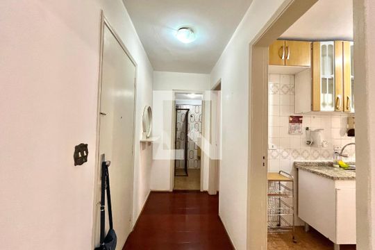 Corredor de apartamento à venda com 1 quarto, 55m² em Vila da Saúde, São Paulo