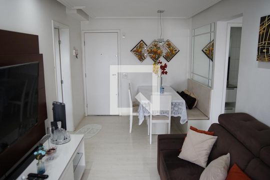 Sala de apartamento à venda com 2 quartos, 64m² em Vila Augusta, Guarulhos