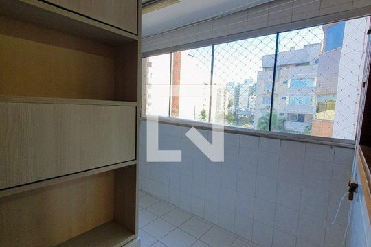 Área de Serviço de apartamento para alugar com 3 quartos, 142m² em Centro, Canoas