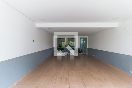 Garagem de casa para alugar com 2 quartos, 227m² em Vila Arbame, Poá