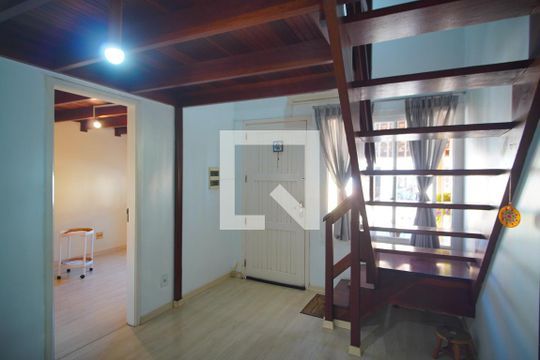 Sala de casa de condomínio à venda com 3 quartos, 70m² em Jardim Dona Leopoldina, Porto Alegre