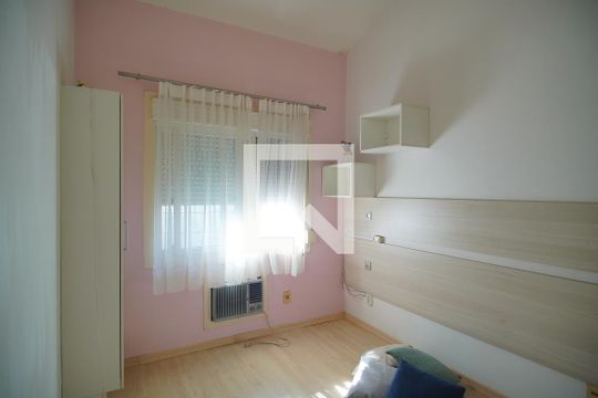 Quarto 2 de casa de condomínio à venda com 3 quartos, 70m² em Jardim Dona Leopoldina, Porto Alegre