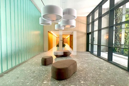 Hall de entrada de apartamento à venda com 3 quartos, 182m² em Paraíso, São Paulo