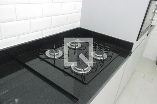 Cozinha e Área de Serviço de apartamento para alugar com 1 quarto, 50m² em Aparecida, Santos