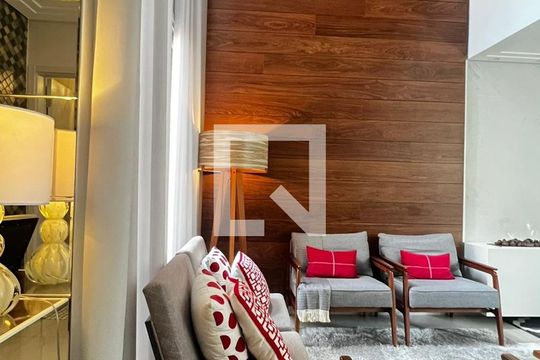 Sala de casa de condomínio à venda com 4 quartos, 329m² em Jardim Cordeiro, São Paulo