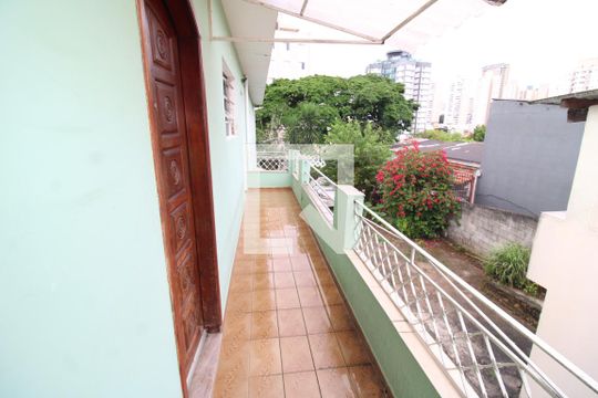 Quintal de casa para alugar com 2 quartos, 76m² em Chora Menino, São Paulo
