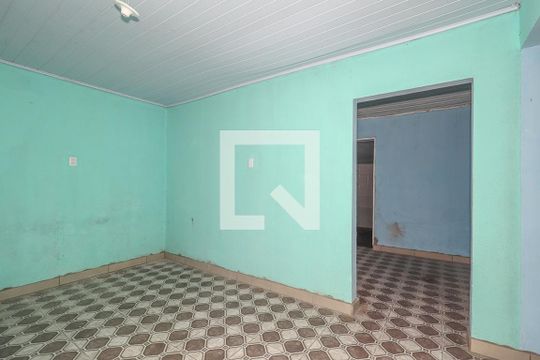 Sala de casa para alugar com 3 quartos, 176m² em Jardim Carvalho, Porto Alegre