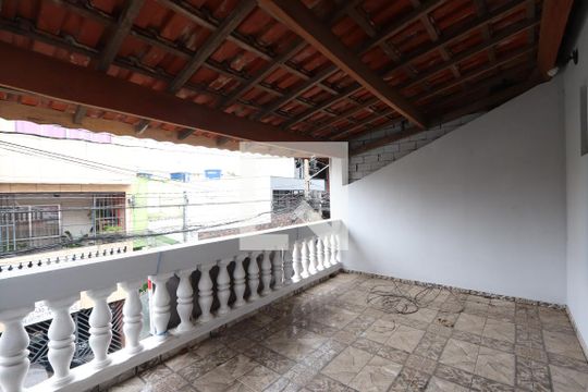 Varanda da Suíte de casa à venda com 4 quartos, 150m² em Fazenda da Juta, São Paulo