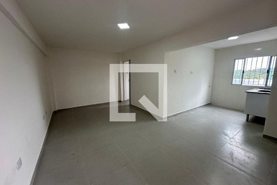 Sala/Cozinha de casa para alugar com 1 quarto, 70m² em Jardim Silveira, Barueri