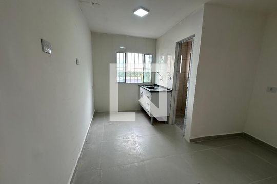 Sala/Cozinha de casa para alugar com 1 quarto, 70m² em Jardim Silveira, Barueri