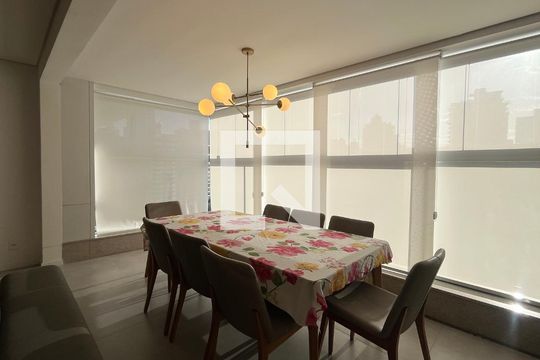 Apartamento à venda com 3 quartos, 114m² em Cambuí, Campinas