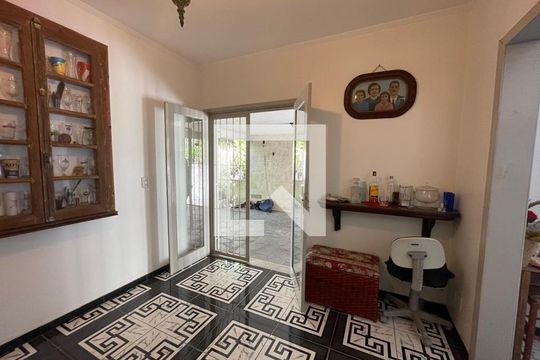 Casa à venda com 2 quartos, 100m² em São Jorge, Novo Hamburgo
