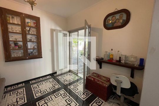 Casa à venda com 2 quartos, 100m² em São Jorge, Novo Hamburgo