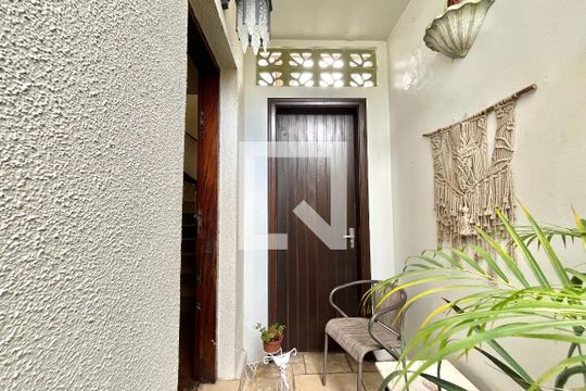 Entrada de casa à venda com 3 quartos, 162m² em Campo Belo, São Paulo