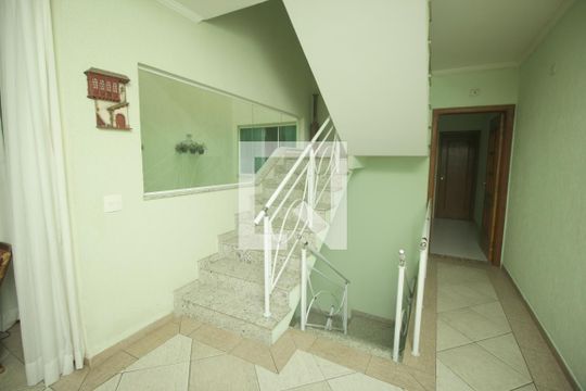 Escada de casa à venda com 3 quartos, 289m² em Vila Dora, Santo André