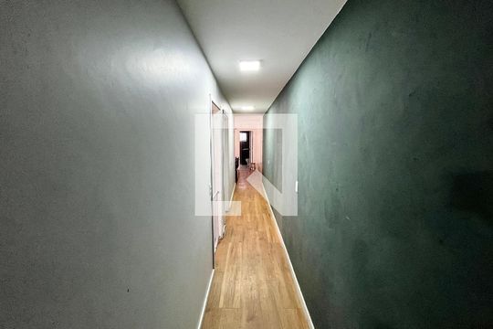 Corredor de casa à venda com 4 quartos, 130m² em Lauzane Paulista, São Paulo