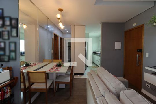 Sala de apartamento para alugar com 2 quartos, 50m² em Parque das Nações, Santo André