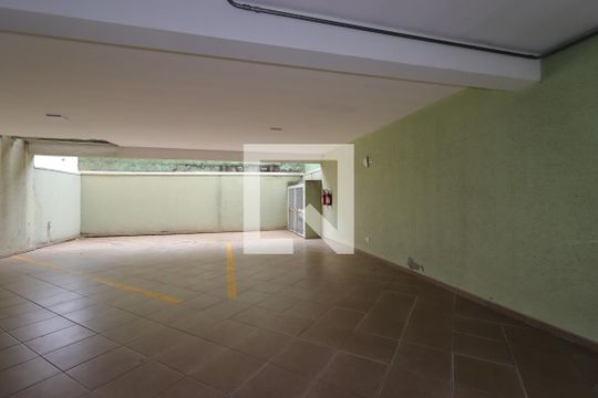 Garagem de apartamento para alugar com 2 quartos, 50m² em Parque das Nações, Santo André