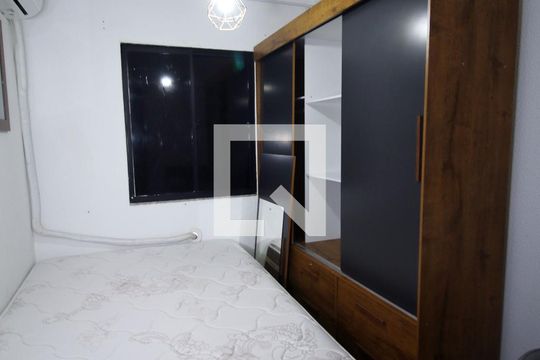 Quarto 1 de apartamento à venda com 2 quartos, 43m² em Vaz Lobo, Rio de Janeiro