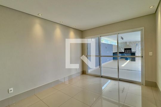Casa de Condomínio à venda com 3 quartos, 158m² em Sobradinho, Lagoa Santa