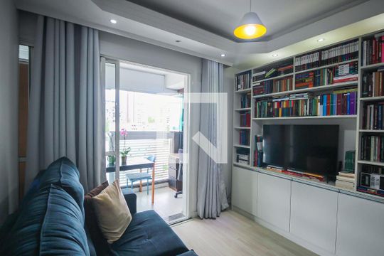 Sala  de kitnet/studio à venda com 1 quarto, 40m² em Panamby, São Paulo