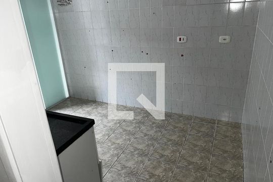 Cozinha de apartamento à venda com 2 quartos, 56m² em Jardim Iporanga, Guarulhos