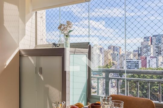 Sala de Jantar de kitnet/studio para alugar com 1 quarto, 24m² em Vila Nova Conceição, São Paulo