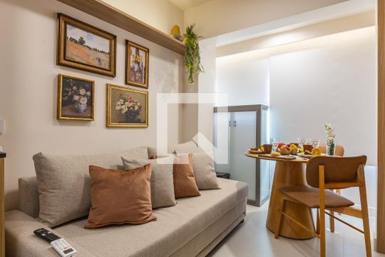 Sala de kitnet/studio para alugar com 1 quarto, 24m² em Vila Nova Conceição, São Paulo