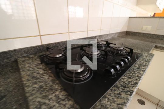 Cozinha de casa para alugar com 3 quartos, 250m² em Tabajaras, Uberlândia