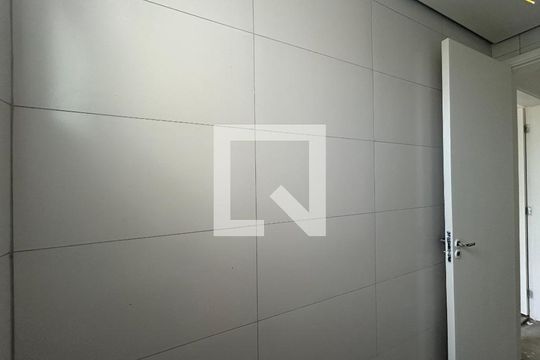 Banheiro de apartamento à venda com 2 quartos, 48m² em Piqueri, São Paulo