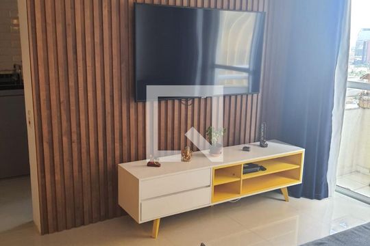 Sala de apartamento à venda com 2 quartos, 65m² em Alphaville Industrial, Barueri