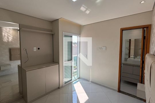 Suite de apartamento à venda com 2 quartos, 100m² em Parque Capuava, Santo André