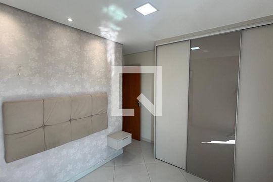 Suite de apartamento à venda com 2 quartos, 100m² em Parque Capuava, Santo André