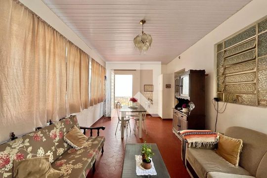 Sala 2 de casa para alugar com 3 quartos, 301m² em Cambuí, Campinas
