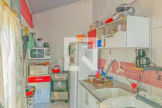 Cozinha e Área de Serviço de casa para alugar com 2 quartos, 335m² em Estância Velha, Canoas