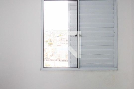 Quarto 2 de apartamento à venda com 2 quartos, 44m² em Canhema, Diadema