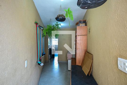 Área de Serviço  de casa à venda com 3 quartos, 224m² em Jardim Maria Rosa, Taboão da Serra