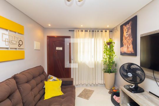 Sala de casa de condomínio à venda com 2 quartos, 65m² em Itaquera, São Paulo