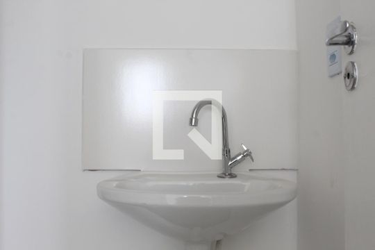Banheiro da Suíte de apartamento para alugar com 2 quartos, 60m² em Jardim Belizário, Cotia