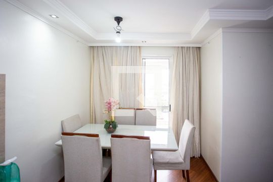 Sala de apartamento à venda com 3 quartos, 63m² em Piraporinha, Diadema