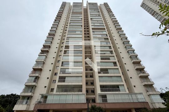 Fachada do bloco de apartamento à venda com 3 quartos, 231m² em Jardim Arpoador, São Paulo