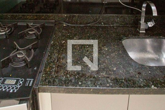 Cozinha de apartamento à venda com 2 quartos, 67m² em Conceição, Diadema