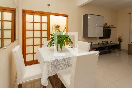 Sala de Jantar de casa à venda com 3 quartos, 160m² em Socorro, São Paulo