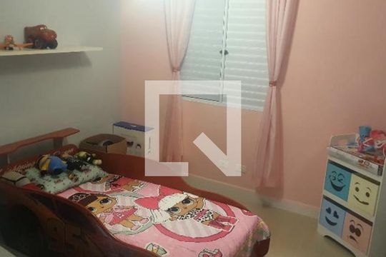 Quarto de casa de condomínio para alugar com 3 quartos, 115m² em Jardim Petropolis, Cotia