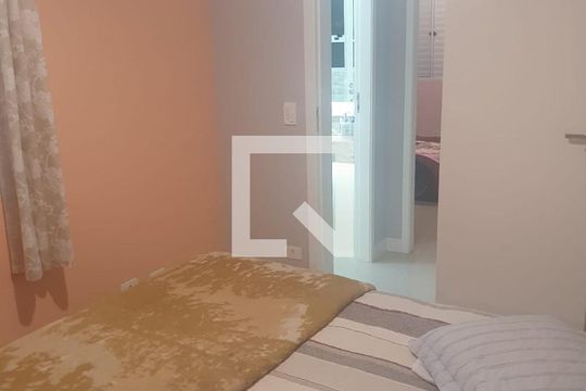 Quarto de casa de condomínio para alugar com 3 quartos, 115m² em Jardim Petropolis, Cotia